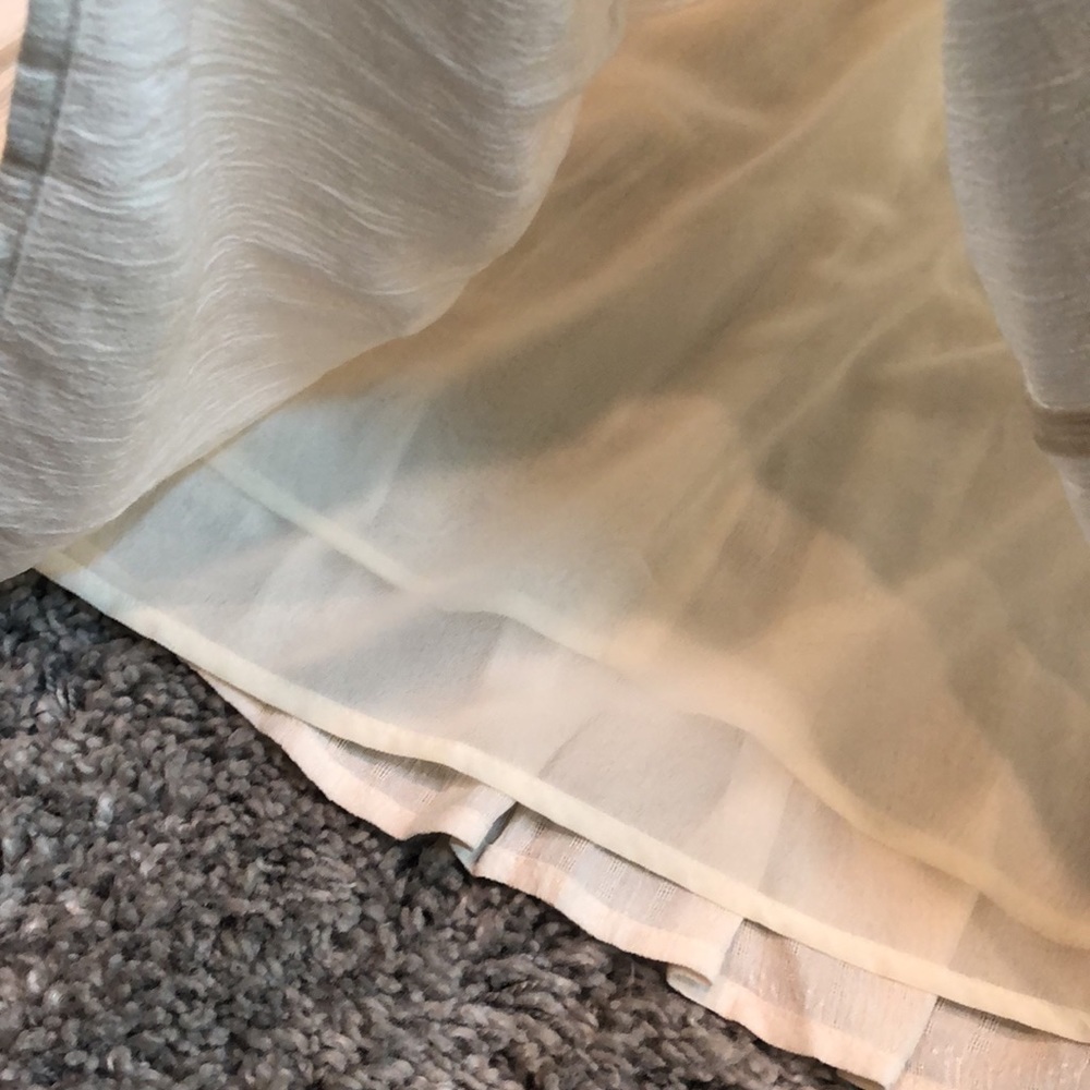 AMERICAN EAGLE CREAM TIERED BABYDOLL DRESS - Picture 3 of 4